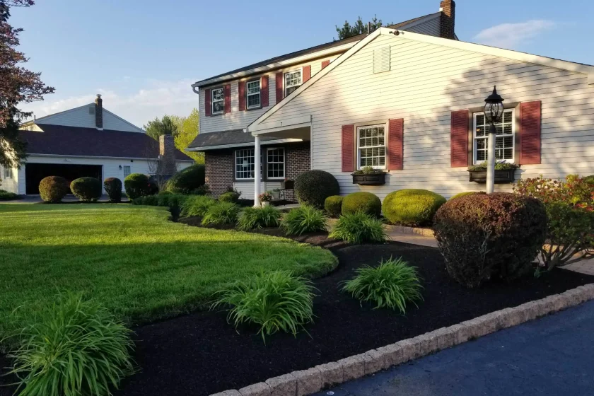 Black Mulch in Media PA - ScapeWorx