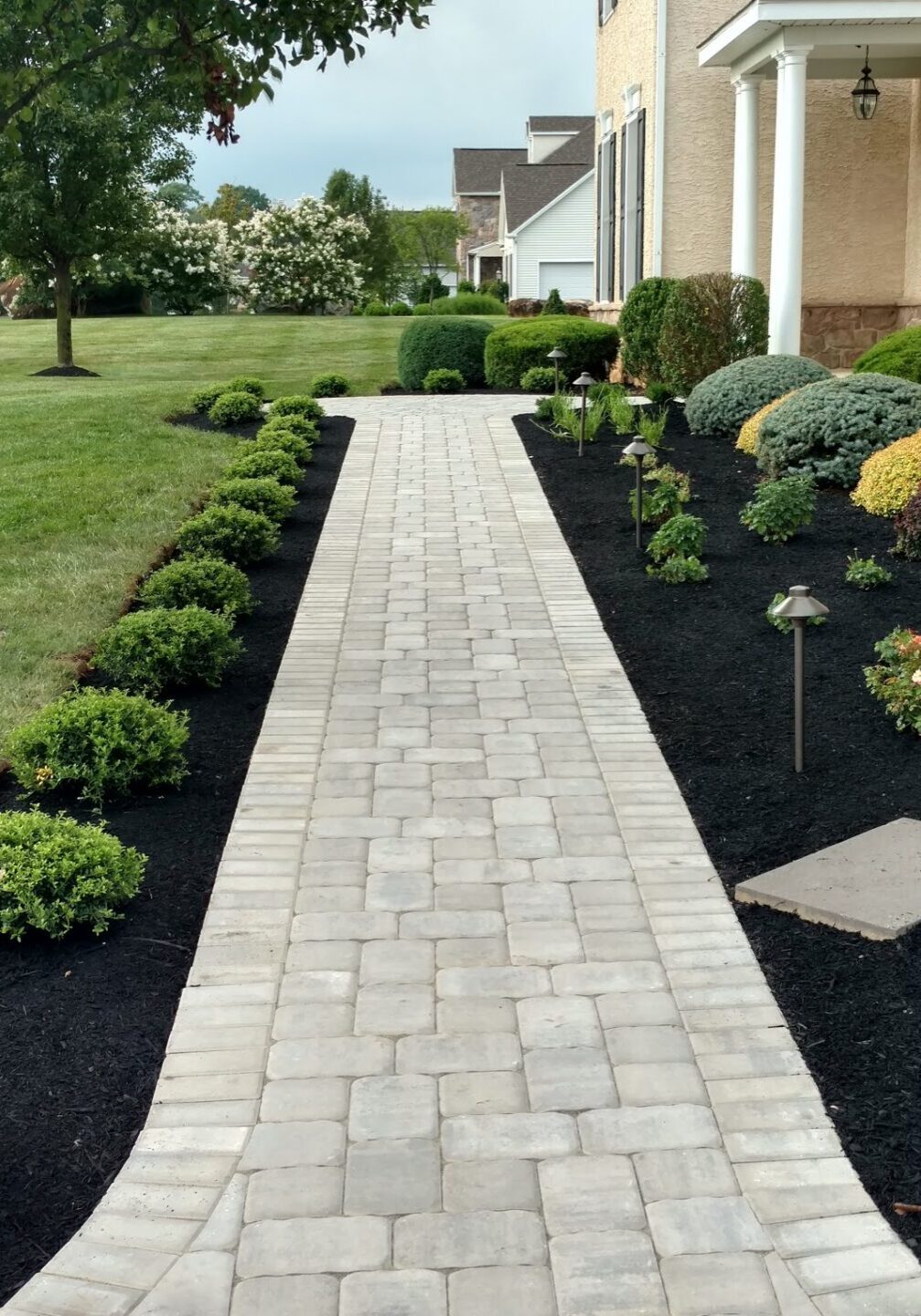 Paver Walkway in Garnet Valley PA - ScapeWorx